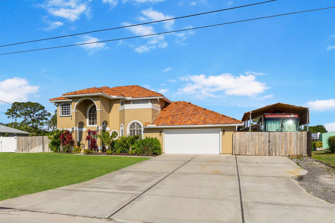 На продажу: $1,165,000 (4 спален, 3 ванн, 2542 Квадратных фут)