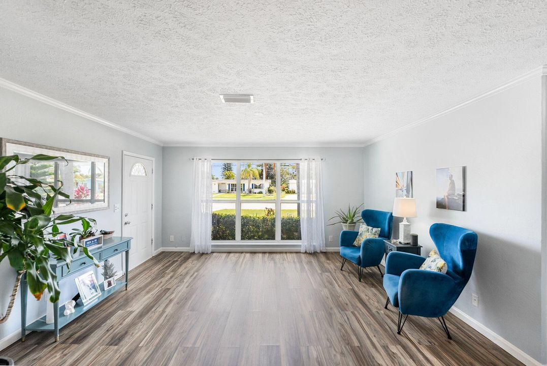 待售: $409,000 (3 贝兹, 2 浴室, 1642 平方英尺)