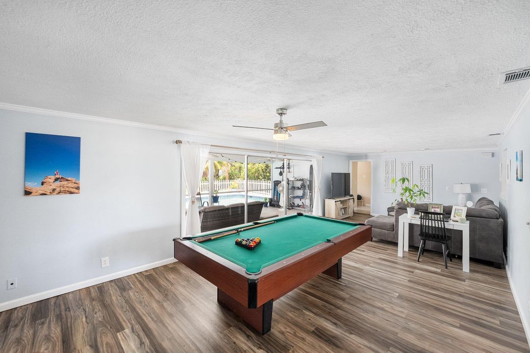 待售: $409,000 (3 贝兹, 2 浴室, 1642 平方英尺)