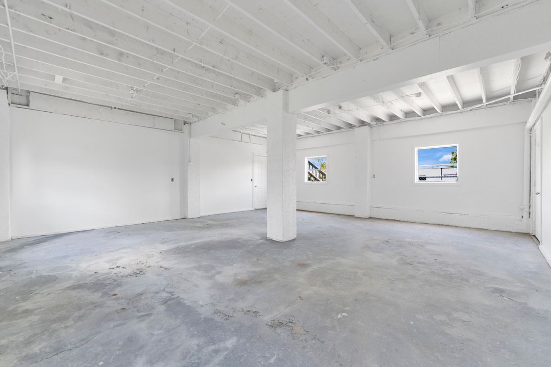 For Sale: $319,000 (3 beds, 2 baths, 2085 Square Feet)