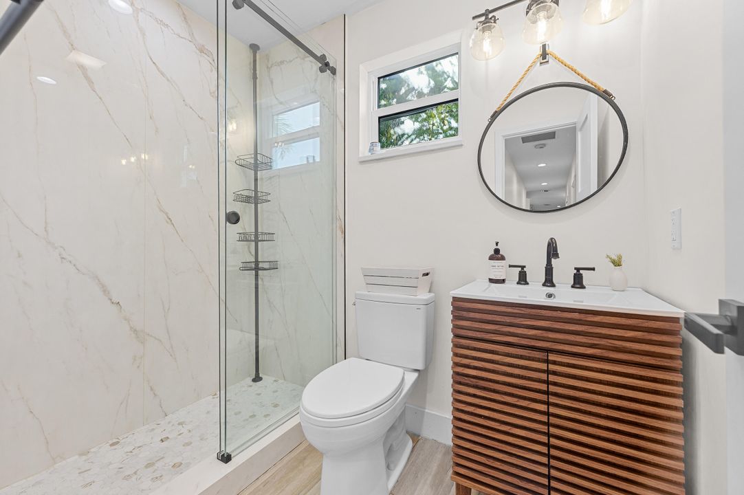 出租: $6,500 (3 贝兹, 3 浴室, 1878 平方英尺)