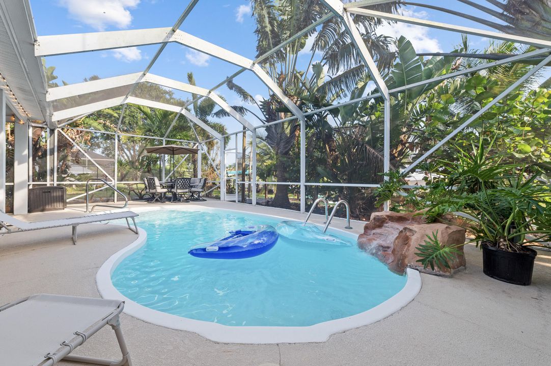 出租: $6,500 (3 贝兹, 3 浴室, 1878 平方英尺)