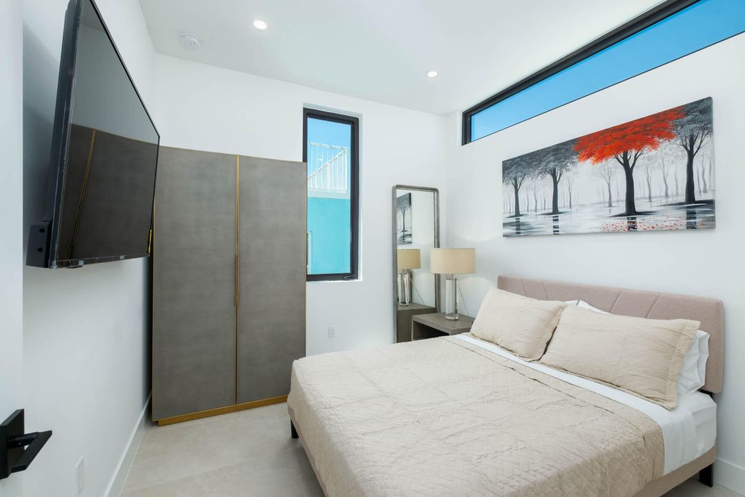 En Venta: $1,600,000 (3 camas, 3 baños, 1399 Pies cuadrados)