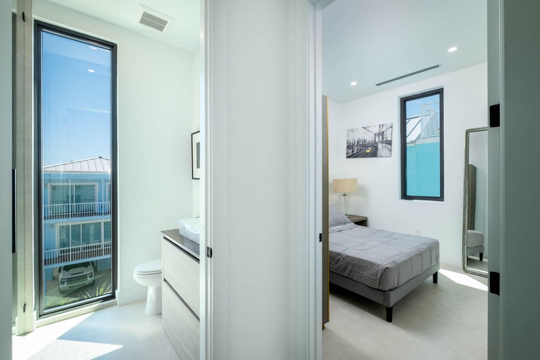 En Venta: $1,600,000 (3 camas, 3 baños, 1399 Pies cuadrados)