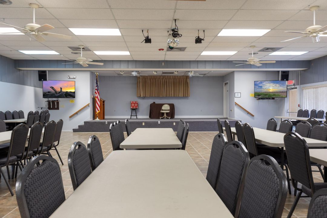 待售: $100,000 (1 贝兹, 1 浴室, 851 平方英尺)