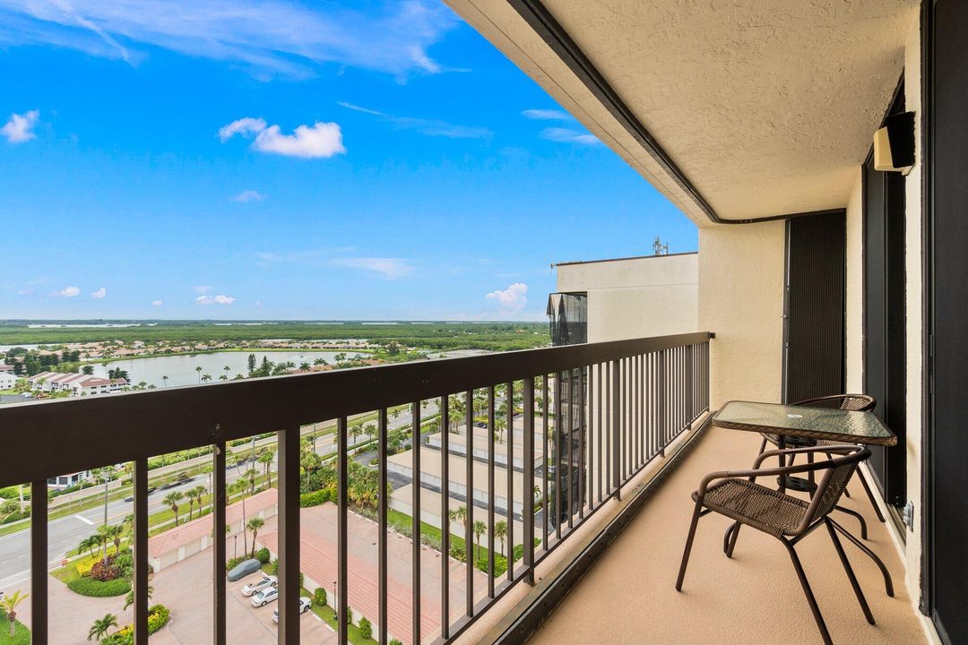 В аренду: $5,000 (2 спален, 2 ванн, 1281 Квадратных фут)