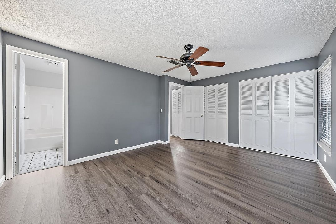 待售: $320,000 (2 贝兹, 2 浴室, 1058 平方英尺)