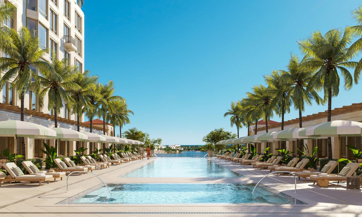 Active With Contract: $18,850,000 (3 beds, 4 baths, 4862 Square Feet)