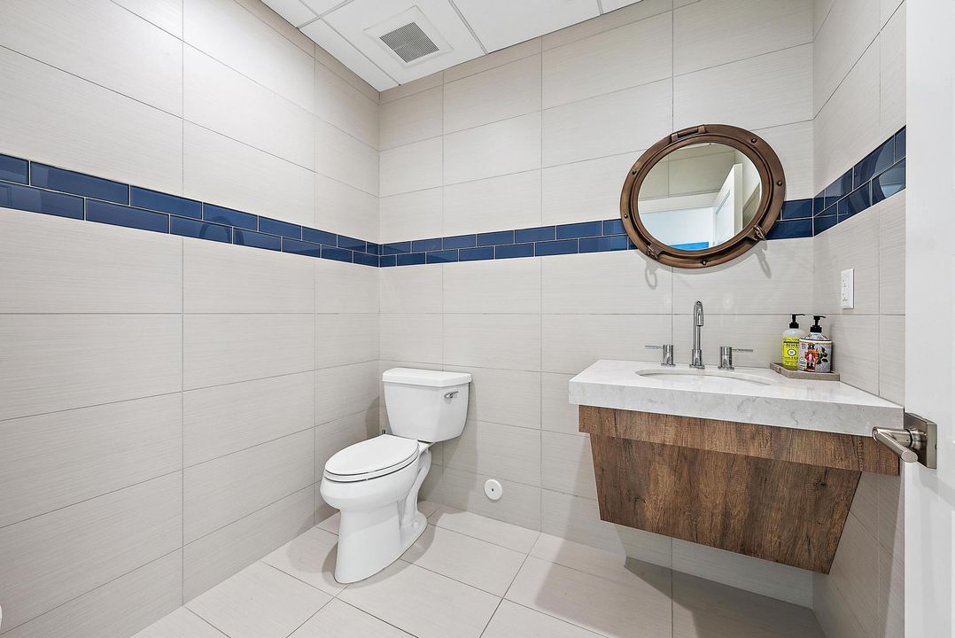 待售: $950,000 (0 贝兹, 0 浴室, 3580 平方英尺)