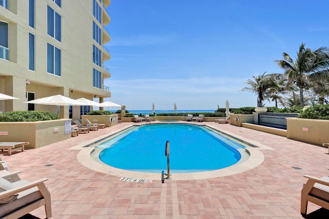 合同活跃: $4,400,000 (3 贝兹, 3 浴室, 4741 平方英尺)