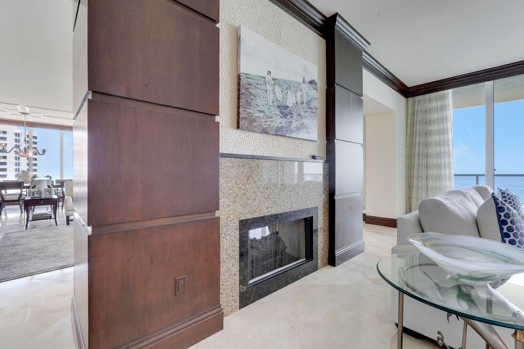 合同活跃: $4,400,000 (3 贝兹, 3 浴室, 4741 平方英尺)