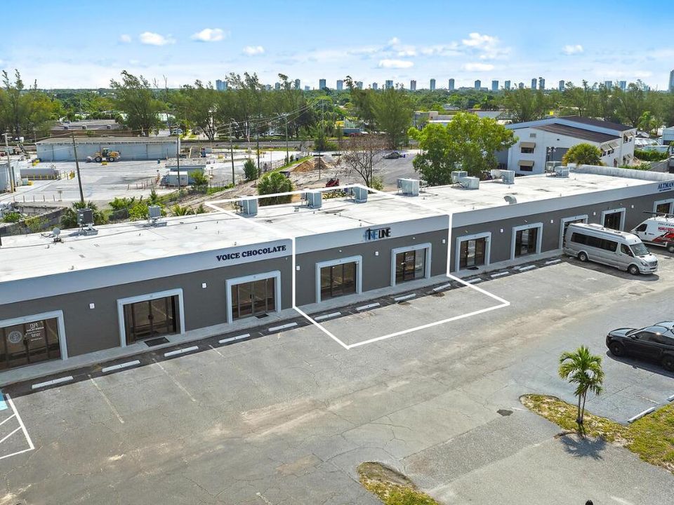 待售: $950,000 (0 贝兹, 0 浴室, 3580 平方英尺)