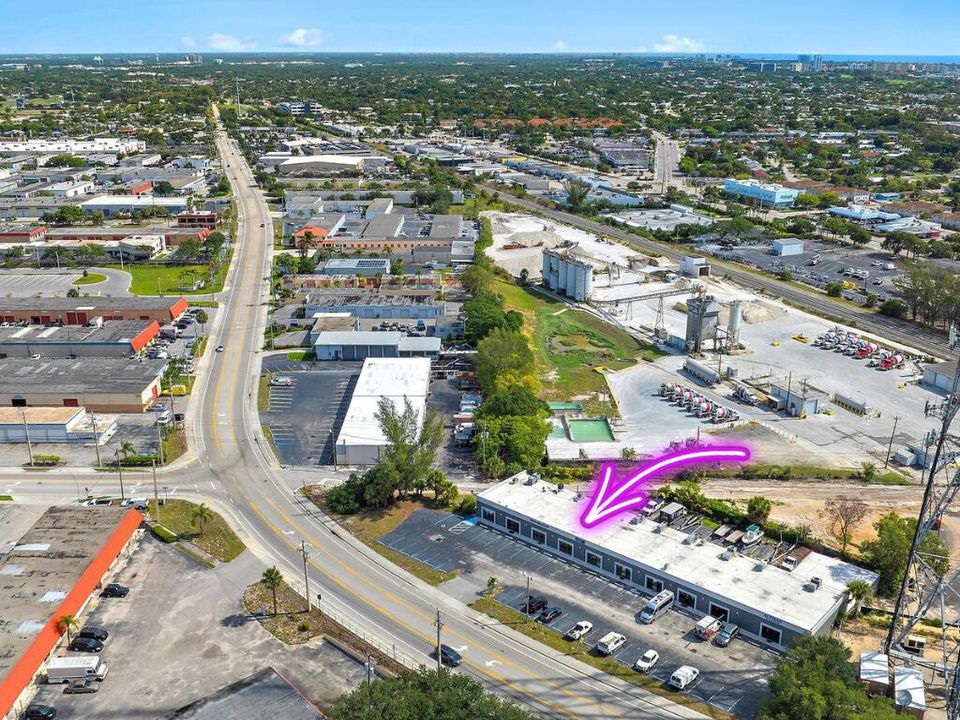 待售: $950,000 (0 贝兹, 0 浴室, 3580 平方英尺)