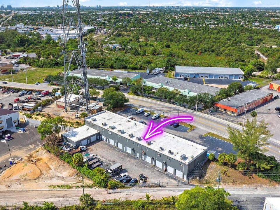 待售: $950,000 (0 贝兹, 0 浴室, 3580 平方英尺)