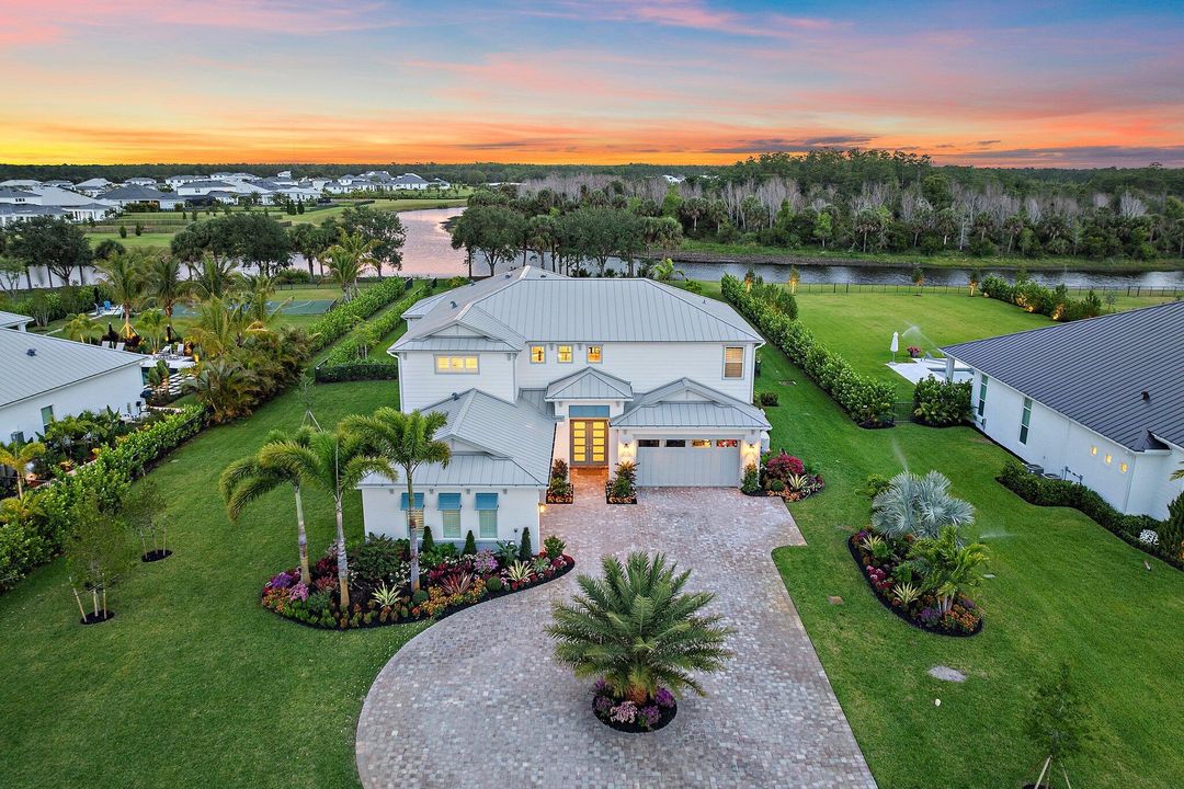 待售: $5,900,000 (7 贝兹, 7 浴室, 5762 平方英尺)