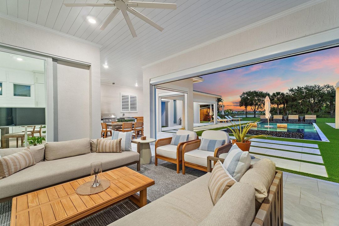 待售: $5,900,000 (7 贝兹, 7 浴室, 5762 平方英尺)