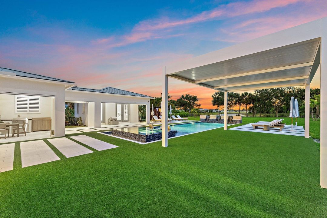 待售: $5,900,000 (7 贝兹, 7 浴室, 5762 平方英尺)