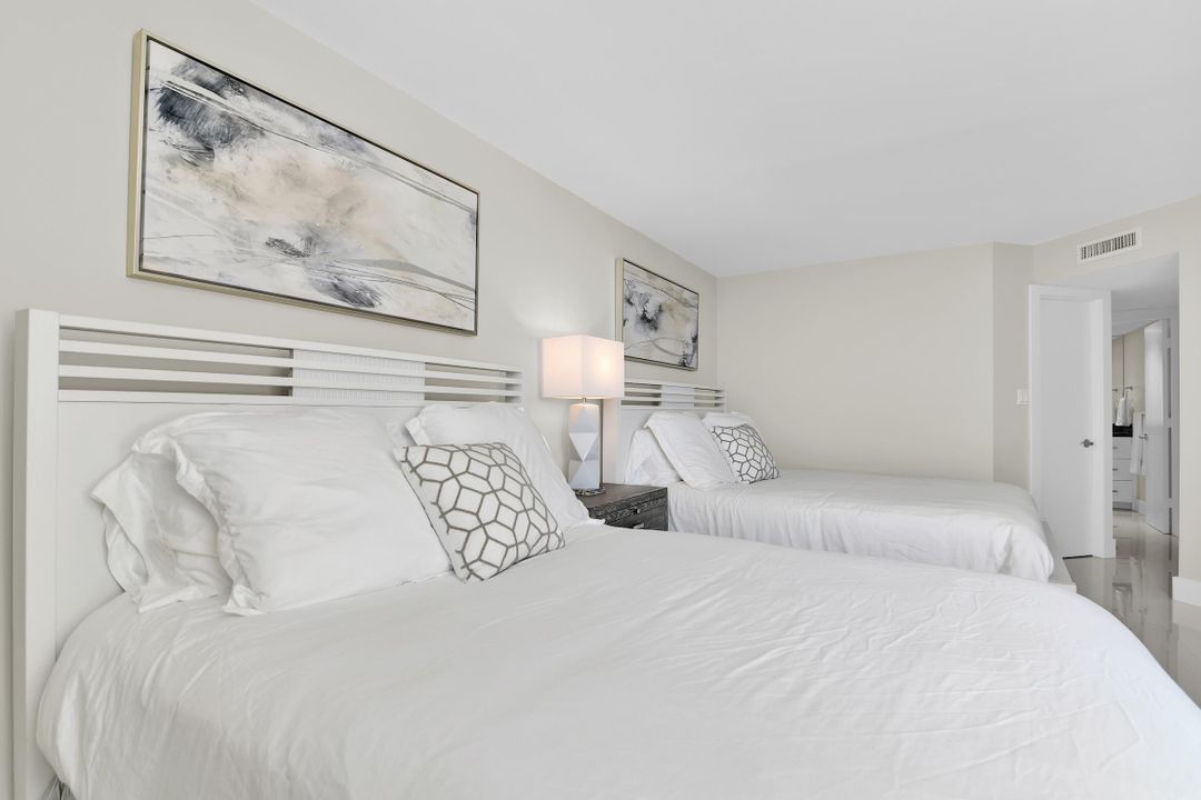 Под контрактом: $12,000 (2 спален, 2 ванн, 1448 Квадратных фут)