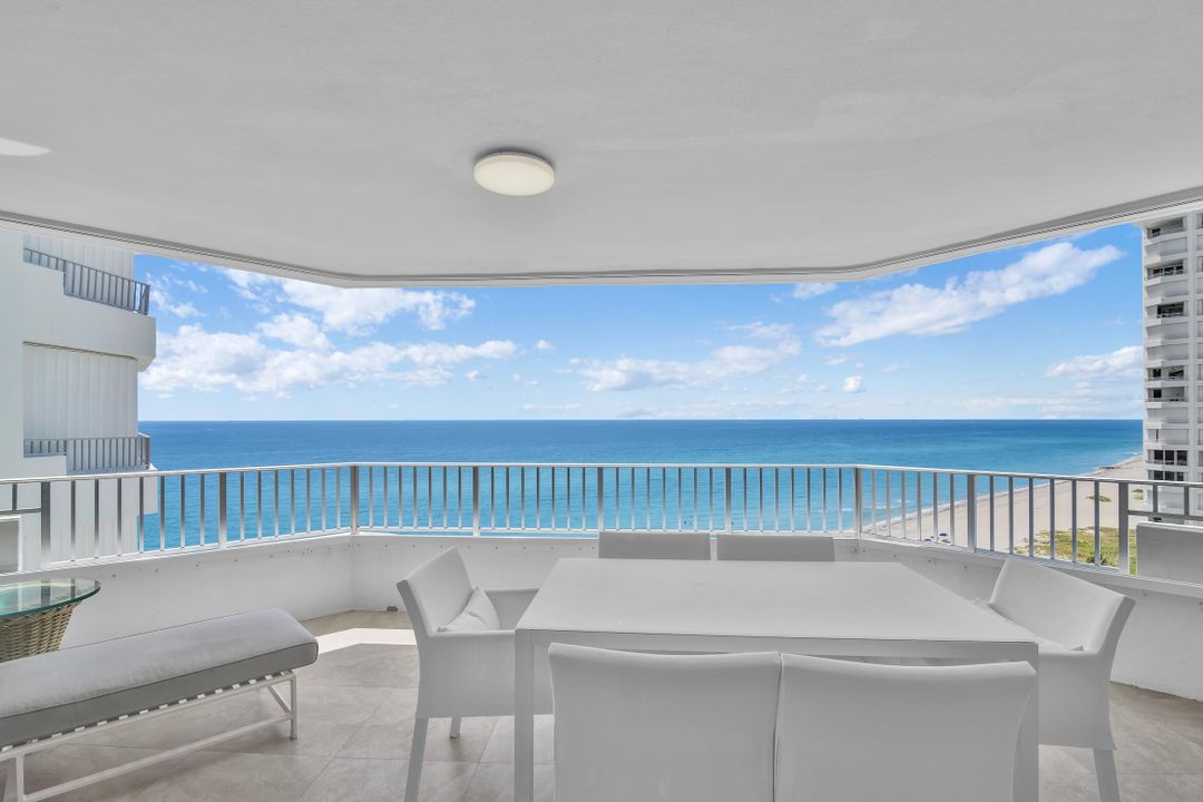 Под контрактом: $12,000 (2 спален, 2 ванн, 1448 Квадратных фут)