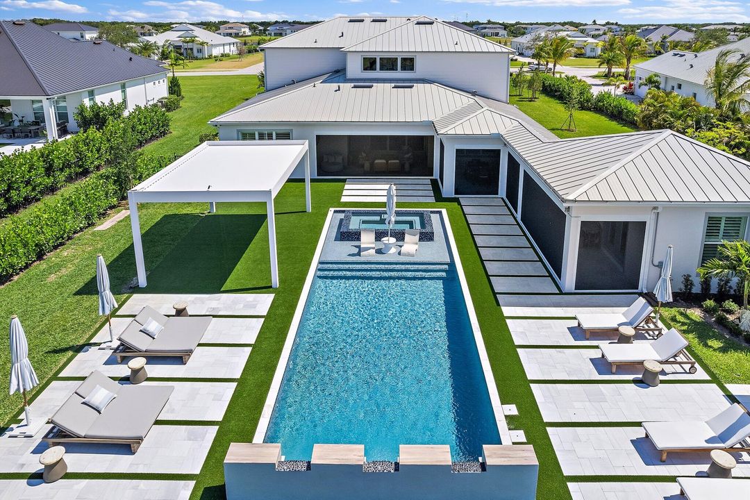 待售: $5,900,000 (7 贝兹, 7 浴室, 5762 平方英尺)