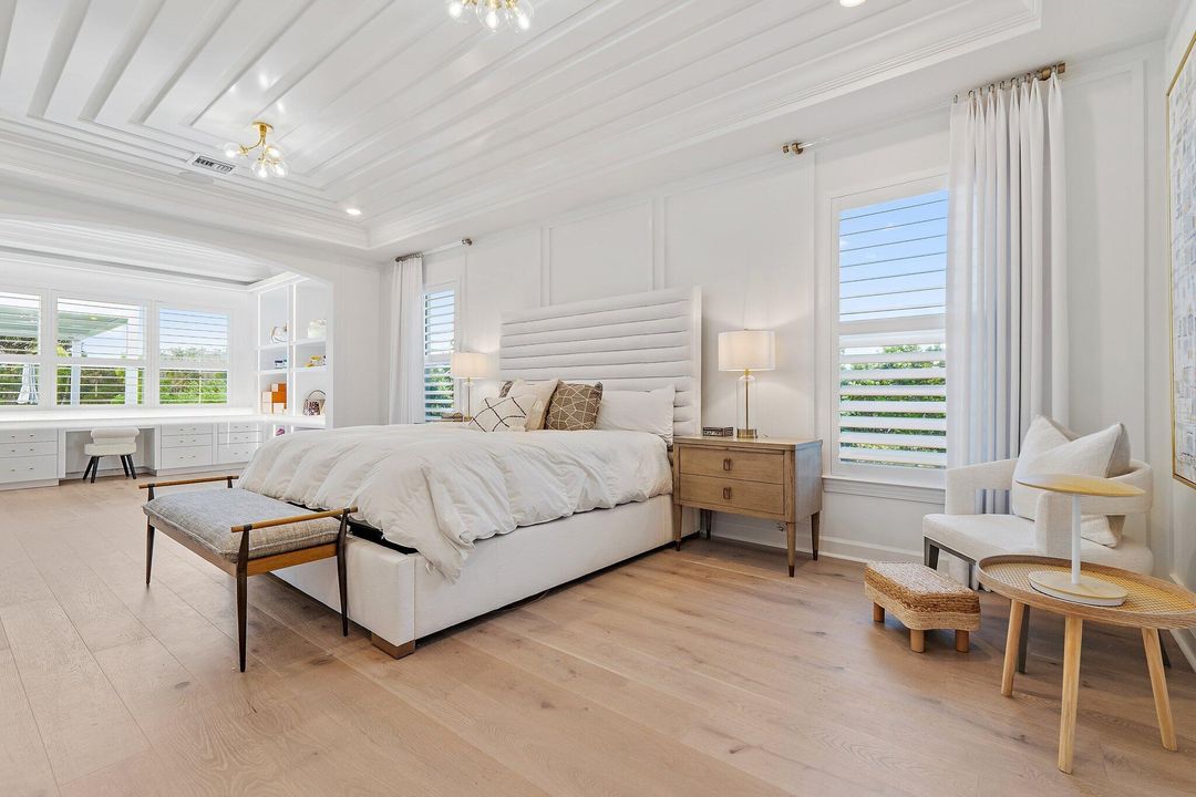 待售: $5,900,000 (7 贝兹, 7 浴室, 5762 平方英尺)