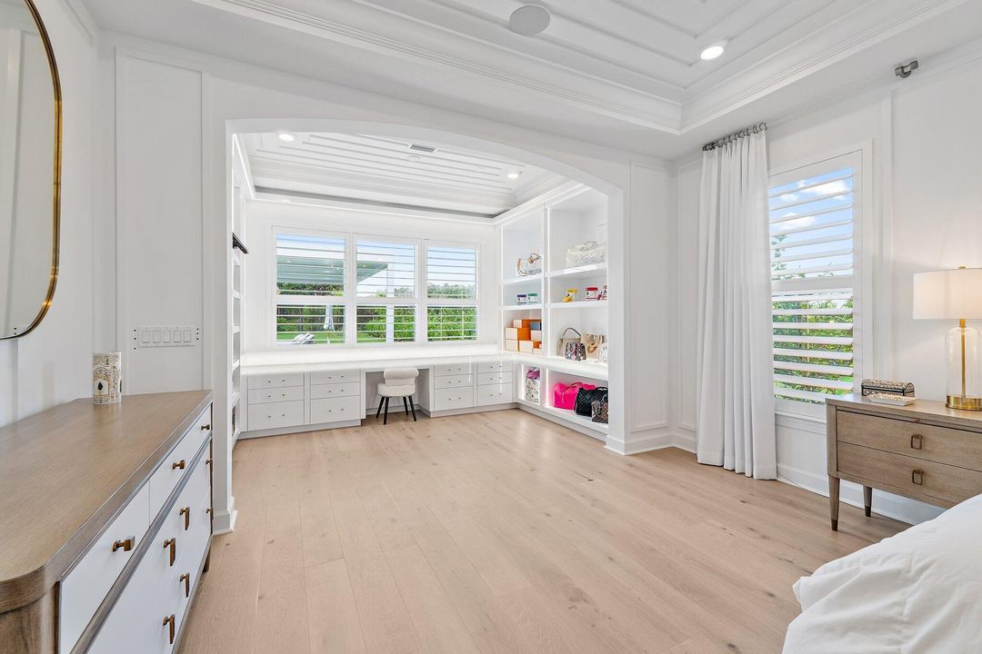 待售: $5,900,000 (7 贝兹, 7 浴室, 5762 平方英尺)