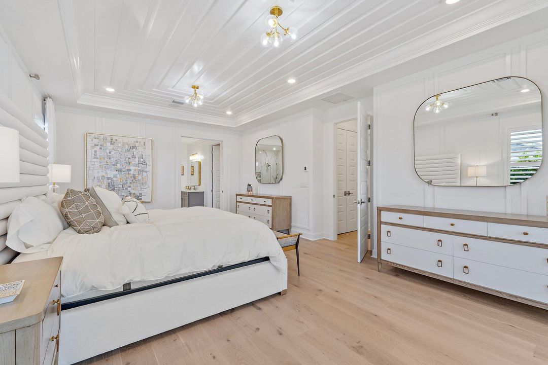 待售: $5,900,000 (7 贝兹, 7 浴室, 5762 平方英尺)