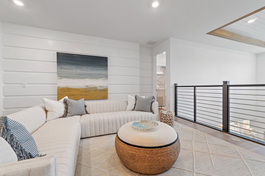 待售: $5,900,000 (7 贝兹, 7 浴室, 5762 平方英尺)