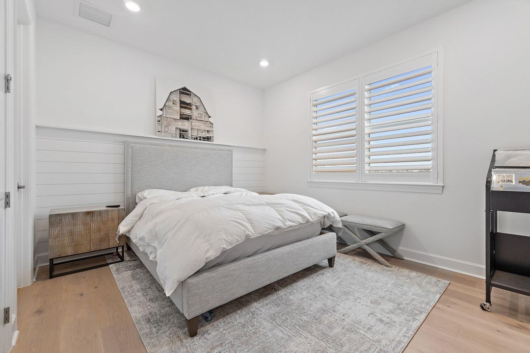 待售: $5,900,000 (7 贝兹, 7 浴室, 5762 平方英尺)