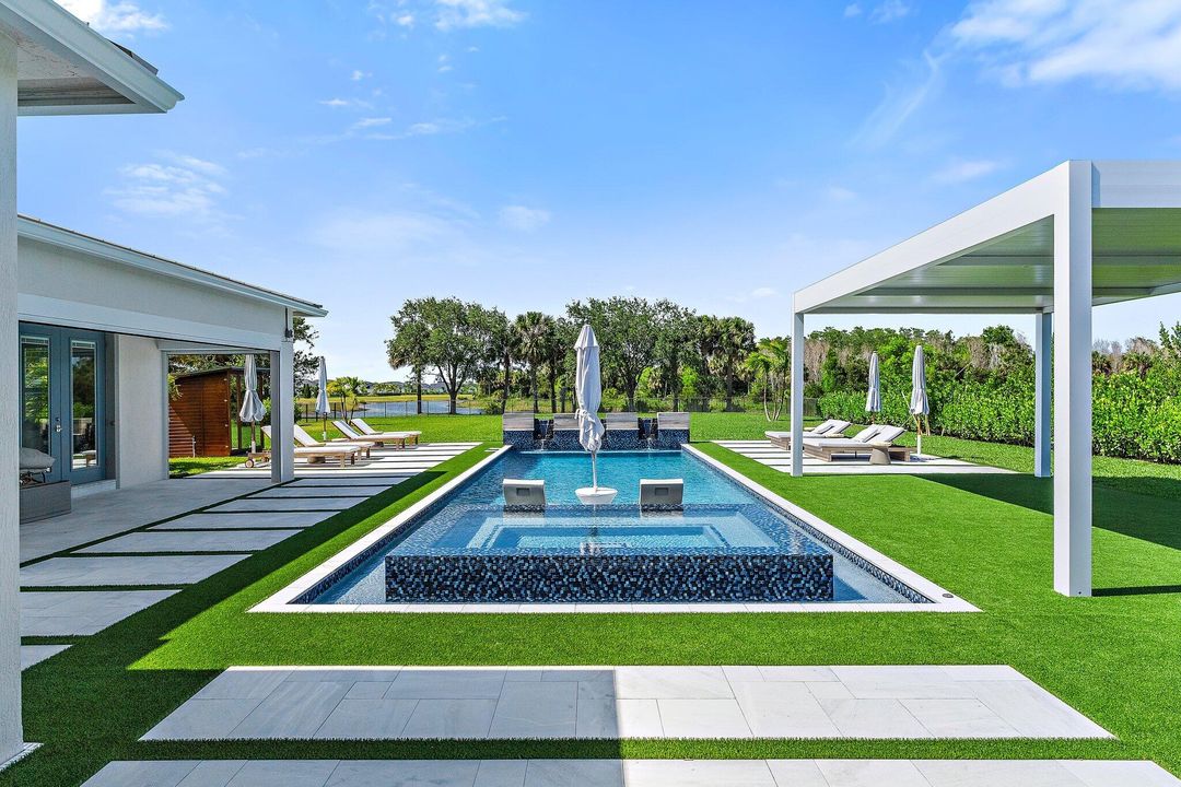 待售: $5,900,000 (7 贝兹, 7 浴室, 5762 平方英尺)