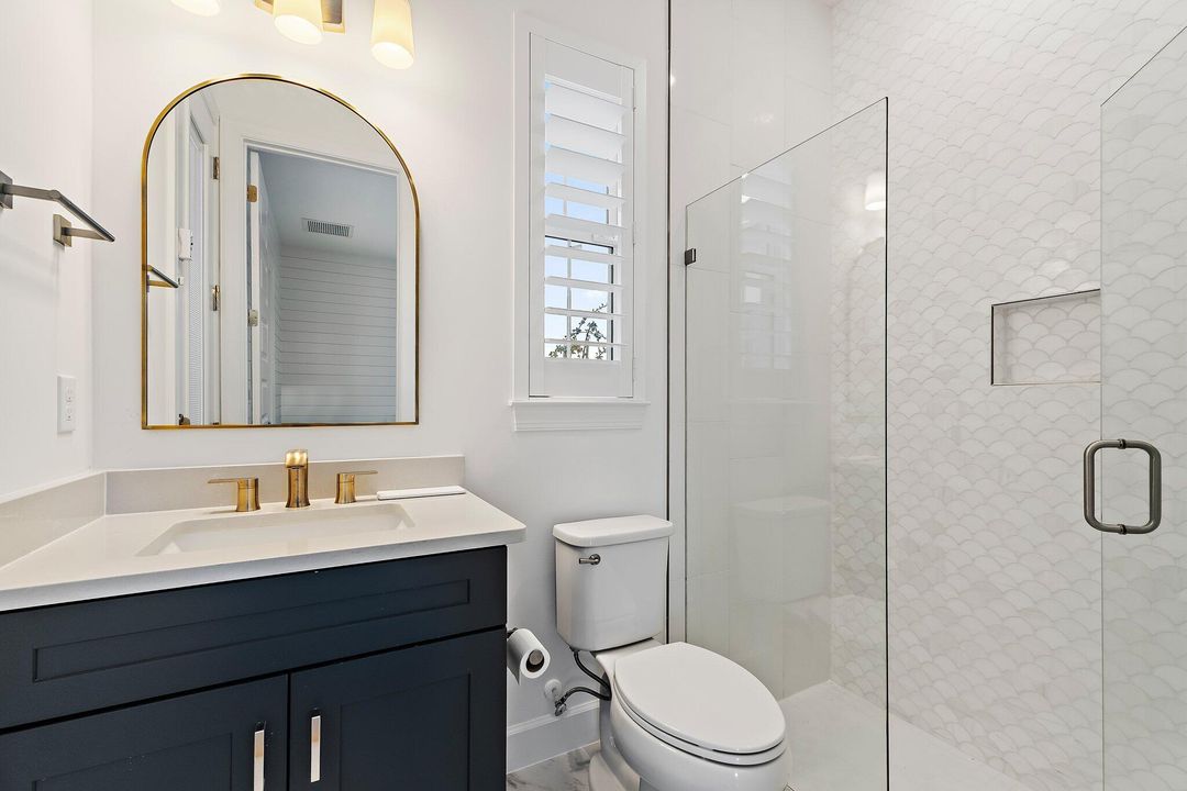 待售: $5,900,000 (7 贝兹, 7 浴室, 5762 平方英尺)