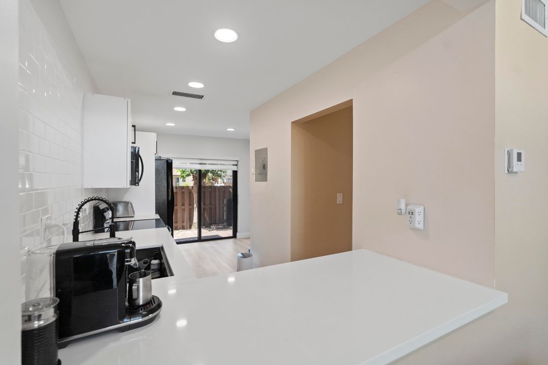 En Venta: $362,000 (3 camas, 2 baños, 1123 Pies cuadrados)