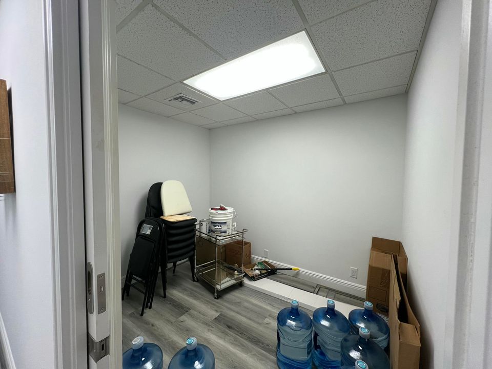 待售: $750 (0 贝兹, 0 浴室, 1159 平方英尺)