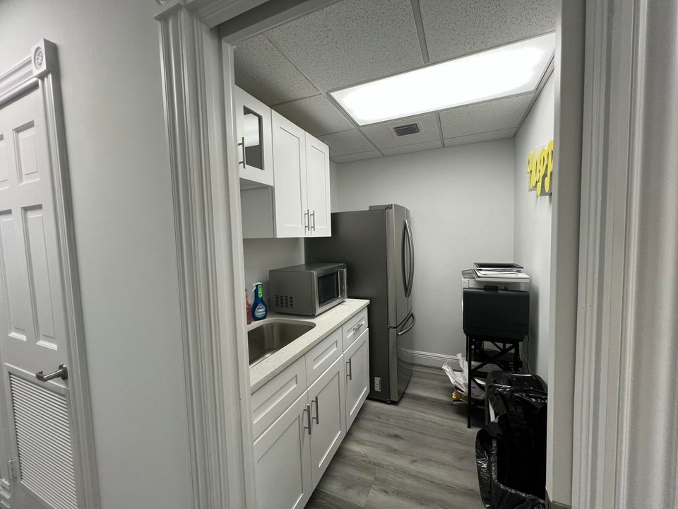 待售: $750 (0 贝兹, 0 浴室, 1159 平方英尺)