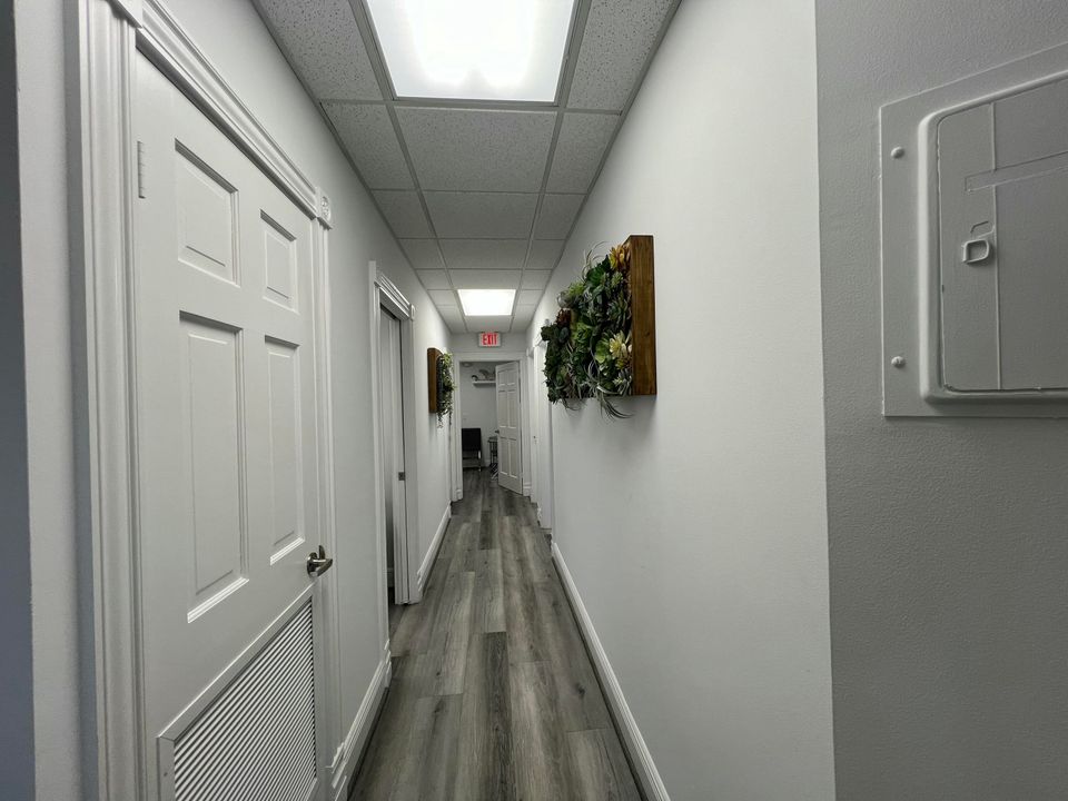 待售: $750 (0 贝兹, 0 浴室, 1159 平方英尺)