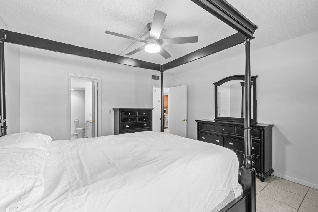 合同活跃: $169,900 (2 贝兹, 2 浴室, 1080 平方英尺)