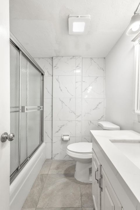 For Sale: $145,000 (2 beds, 1 baths, 763 Square Feet)