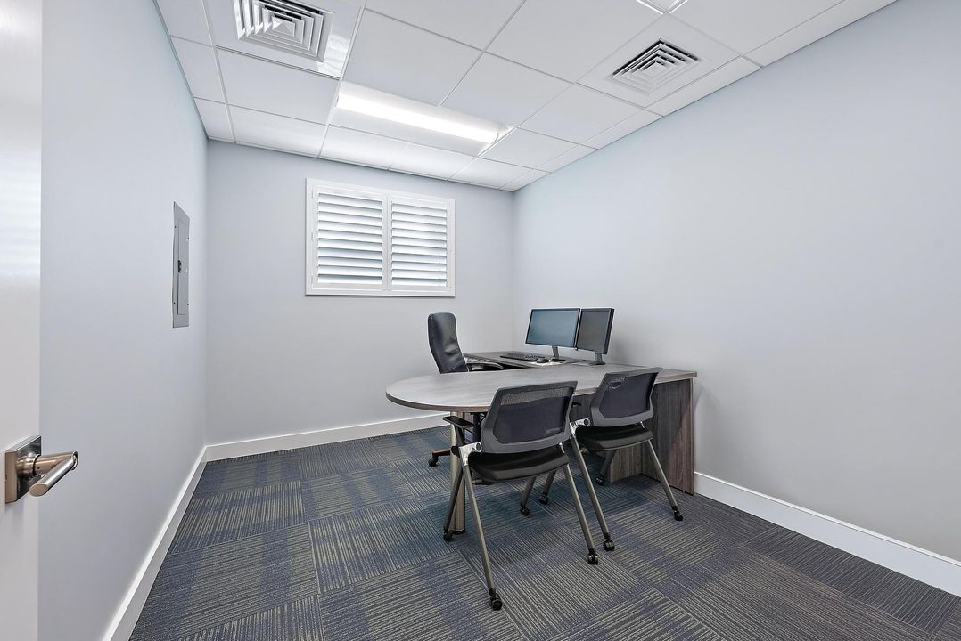 待售: $950,000 (0 贝兹, 0 浴室, 3580 平方英尺)