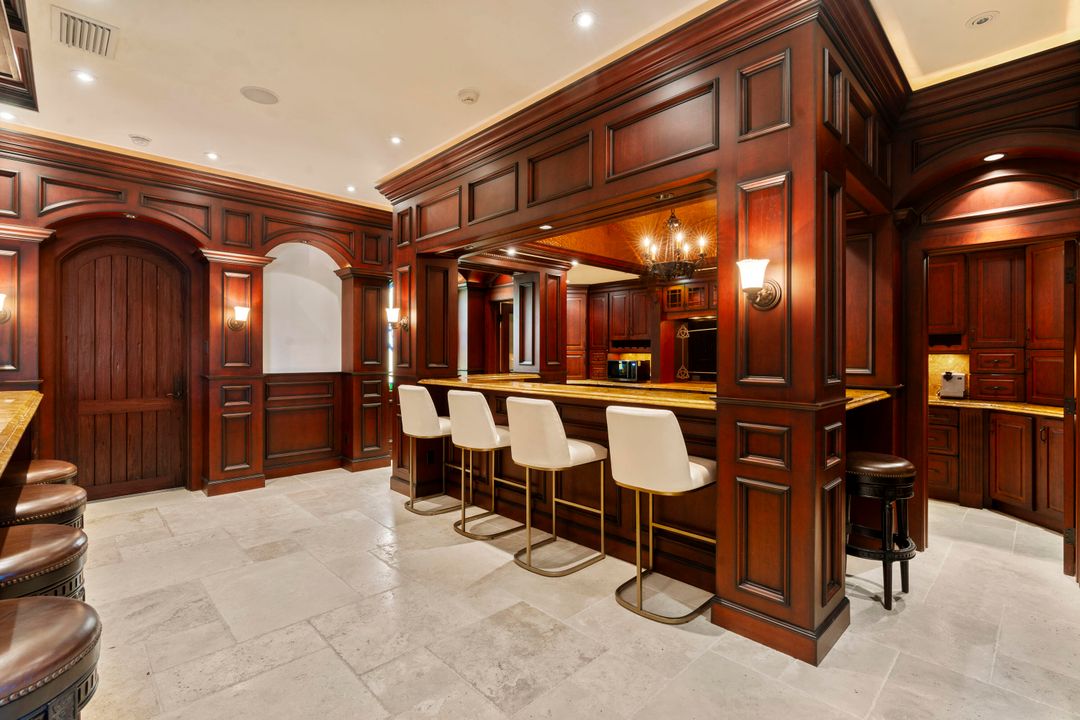 For Sale: $2,350,000 (7 beds, 6 baths, 5458 Square Feet)