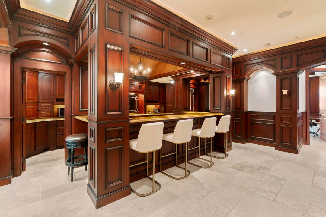 For Sale: $2,350,000 (7 beds, 6 baths, 5458 Square Feet)