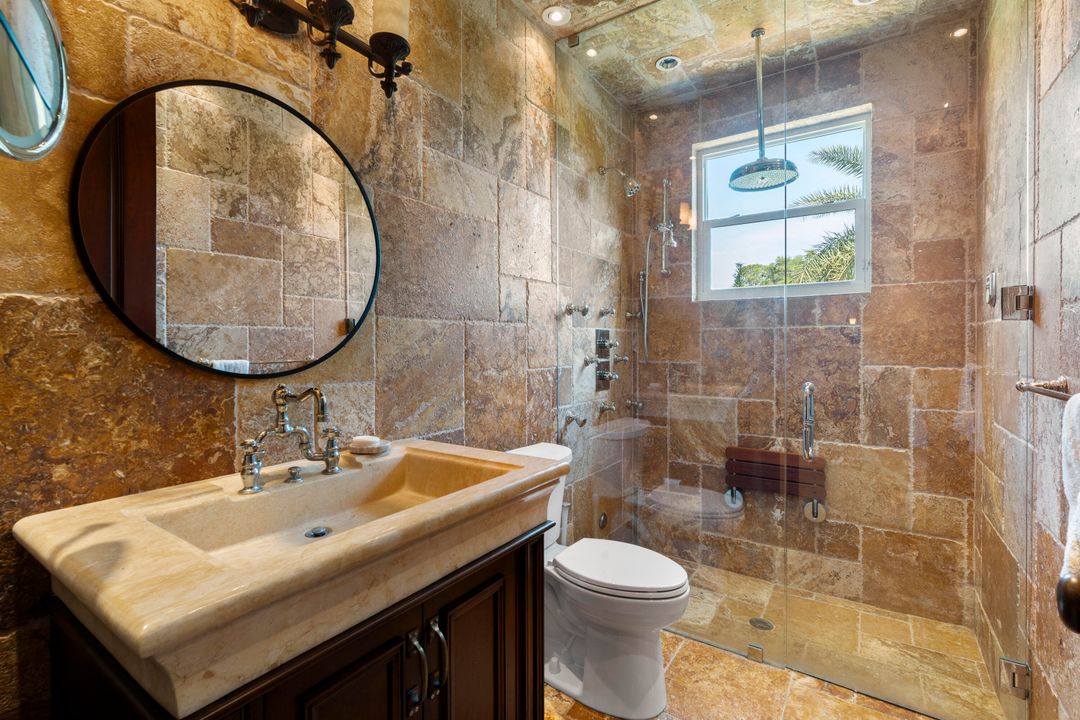 For Sale: $2,350,000 (7 beds, 6 baths, 5458 Square Feet)