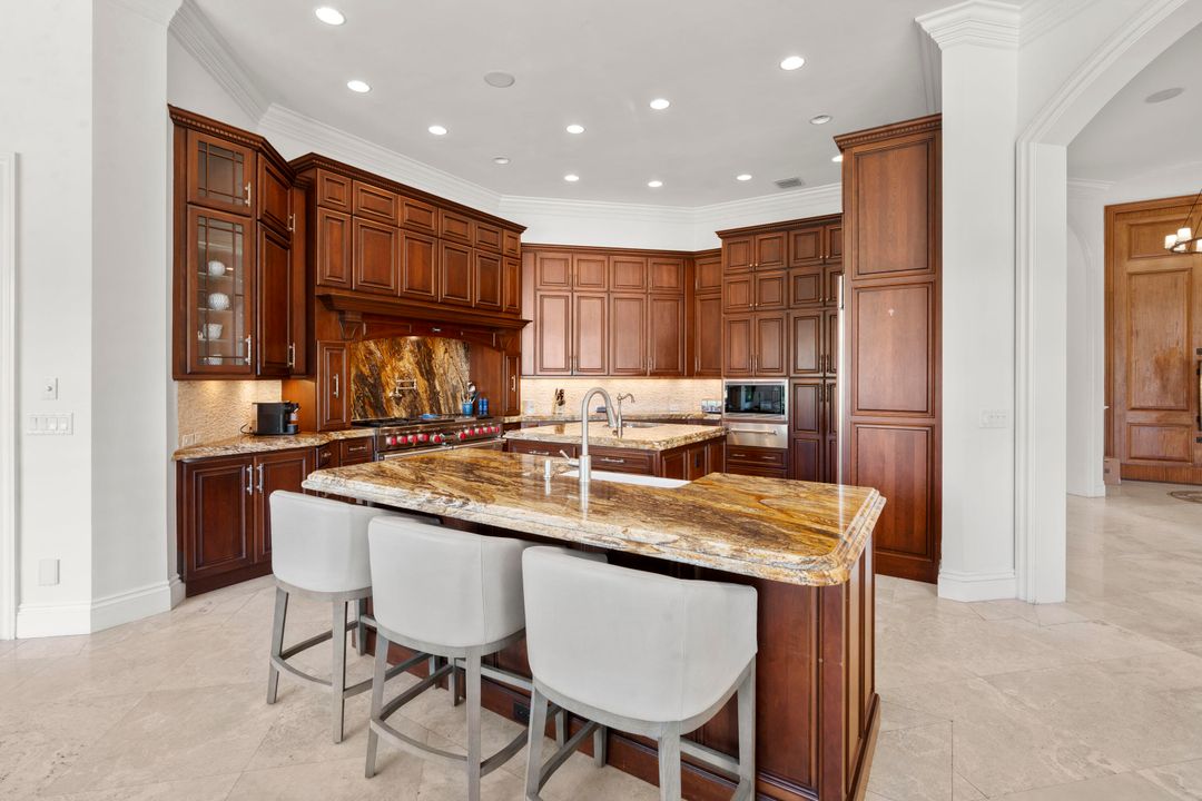 For Sale: $2,350,000 (7 beds, 6 baths, 5458 Square Feet)