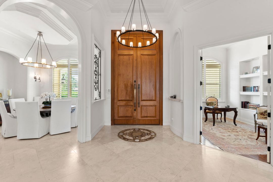 For Sale: $2,350,000 (7 beds, 6 baths, 5458 Square Feet)