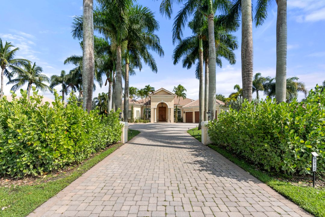 For Sale: $2,350,000 (7 beds, 6 baths, 5458 Square Feet)