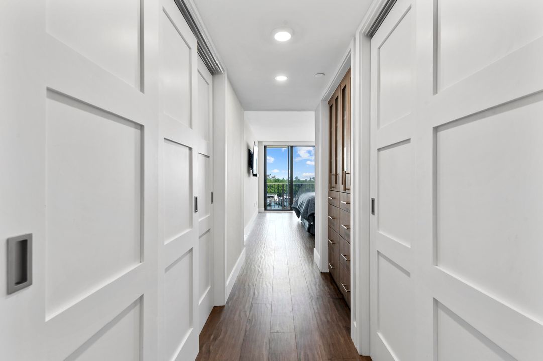 Active With Contract: $1,200,000 (3 beds, 2 baths, 1682 Square Feet)