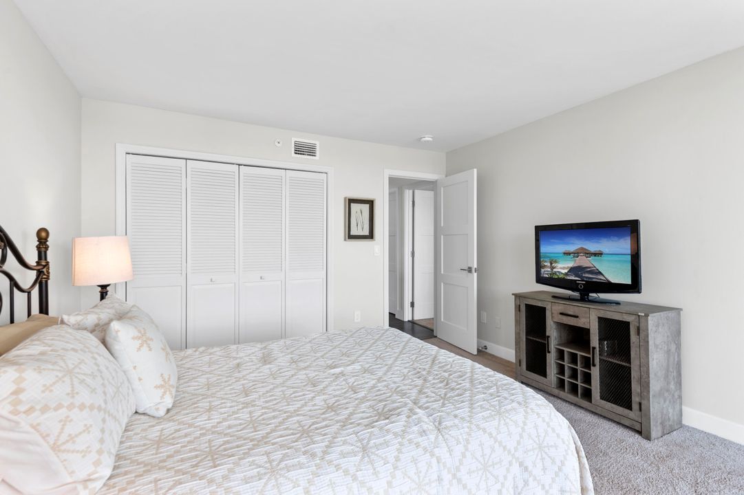 Active With Contract: $1,200,000 (3 beds, 2 baths, 1682 Square Feet)