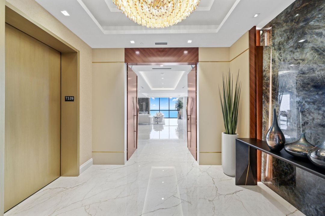 待售: $15,990,000 (4 贝兹, 5 浴室, 10042 平方英尺)