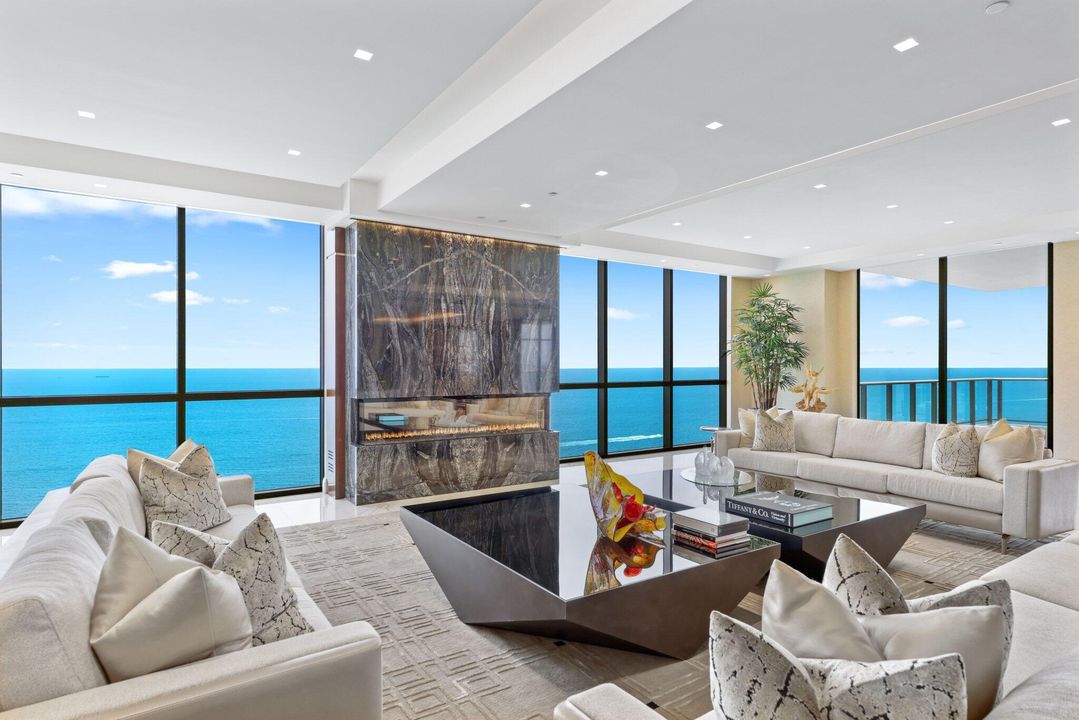 待售: $15,990,000 (4 贝兹, 5 浴室, 10042 平方英尺)