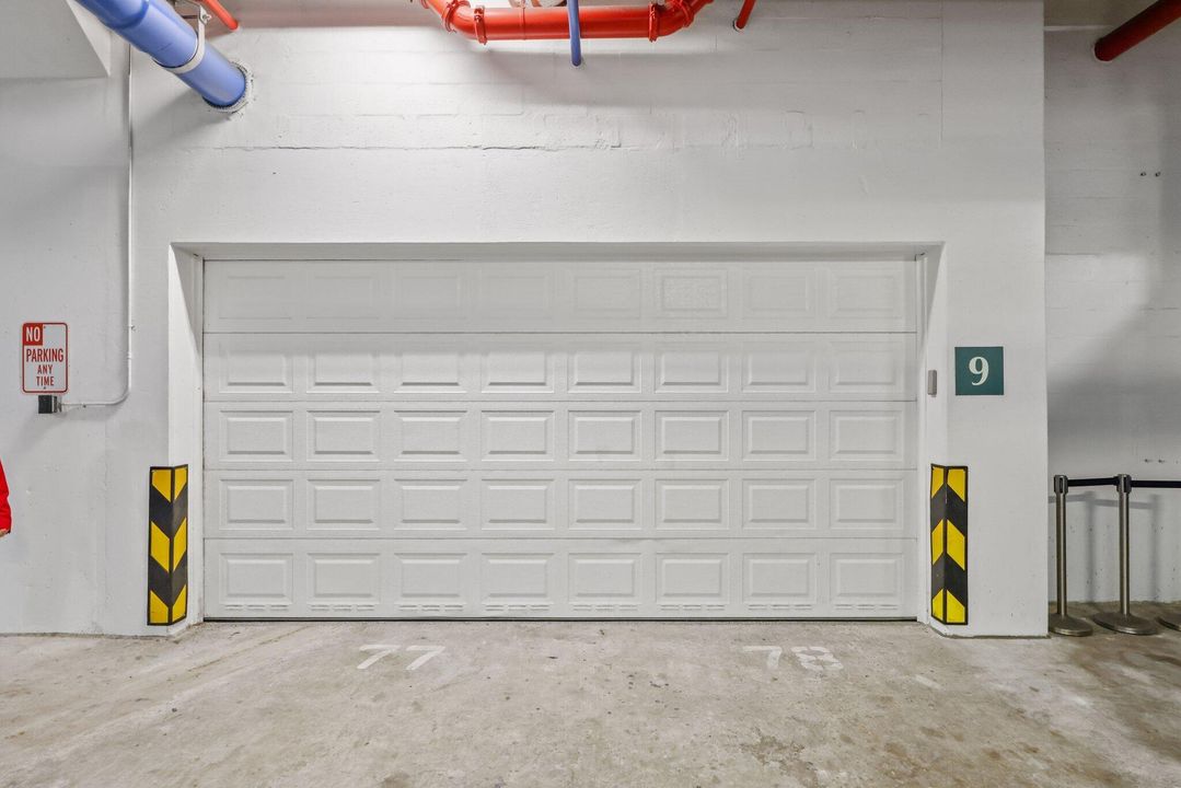 待售: $15,990,000 (4 贝兹, 5 浴室, 10042 平方英尺)