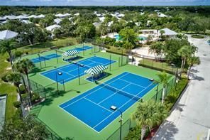 Active With Contract: $359,000 (2 beds, 2 baths, 1525 Square Feet)